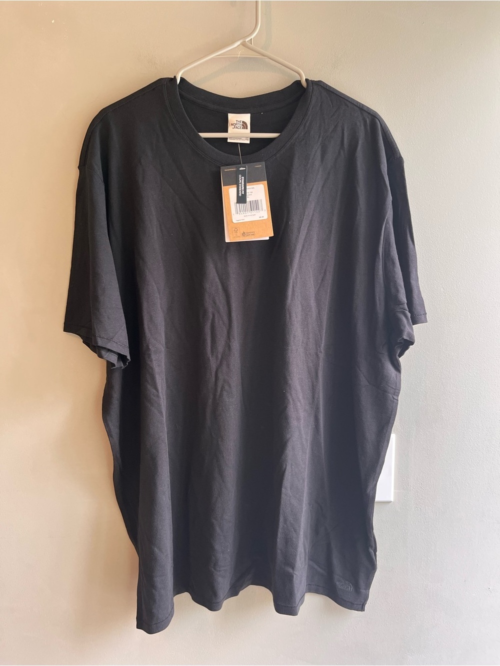 The North Face Men’s Black Short Sleeve Crew Tee